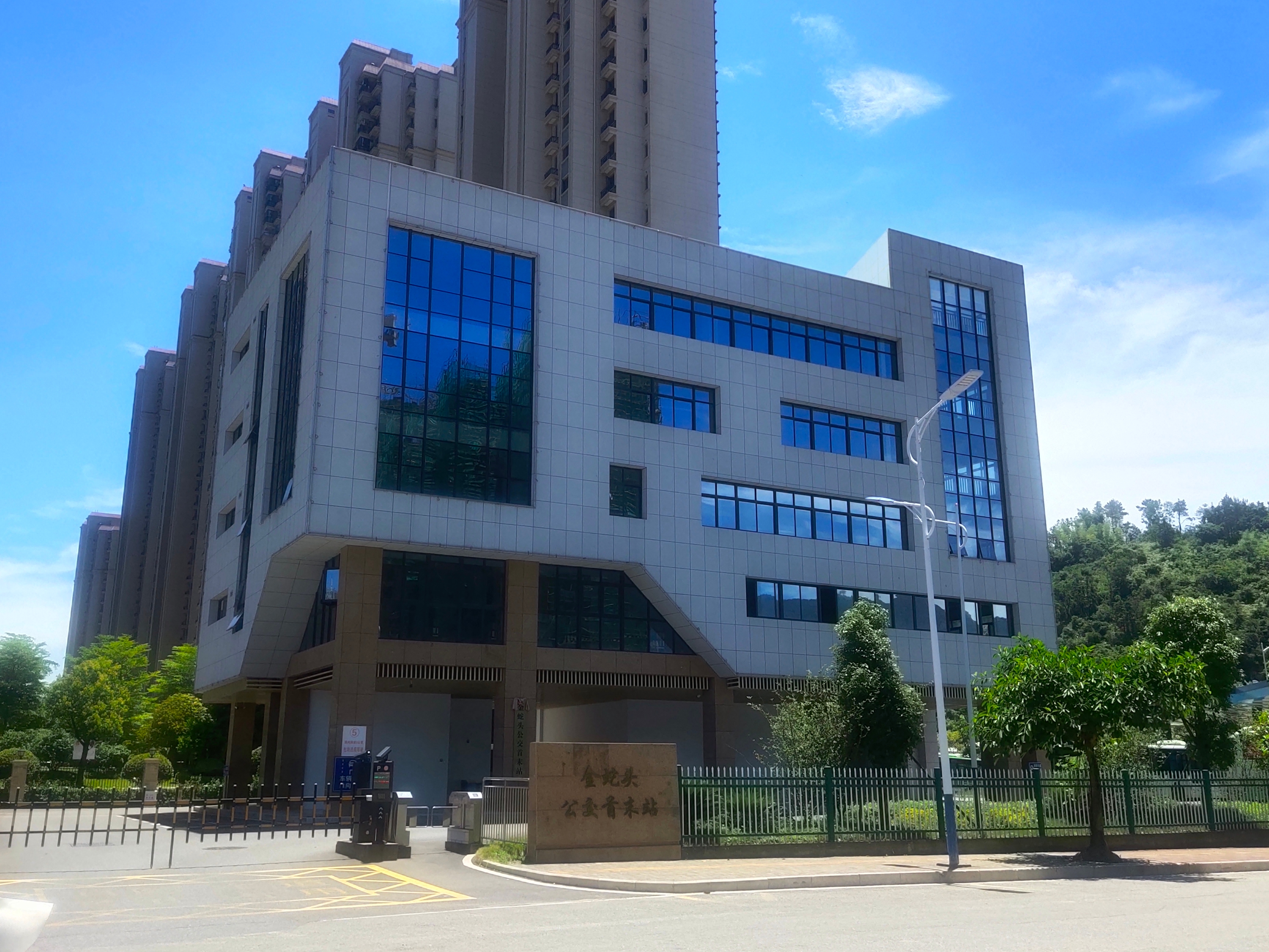 意向承租人征集 |寧德市東僑經(jīng)濟(jì)開(kāi)發(fā)區(qū)夢(mèng)龍路10號(hào)金蛇頭公交首末站綜合樓